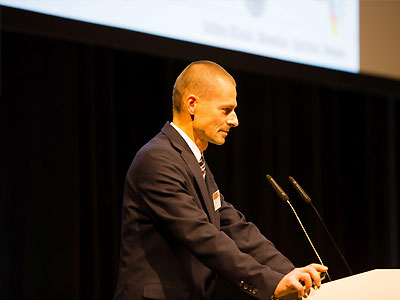 Prof. Markus Walther erläuterte die Möglichkeiten der MIS-Techniken