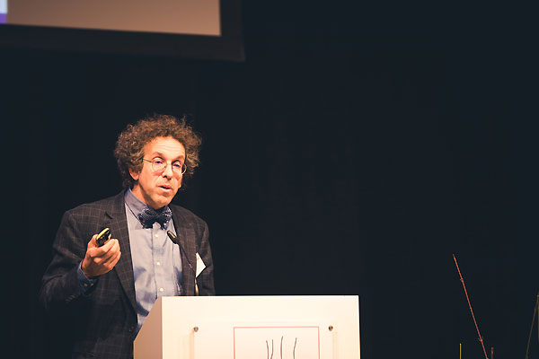 Ehrenmitglied Prof. Lew Schon